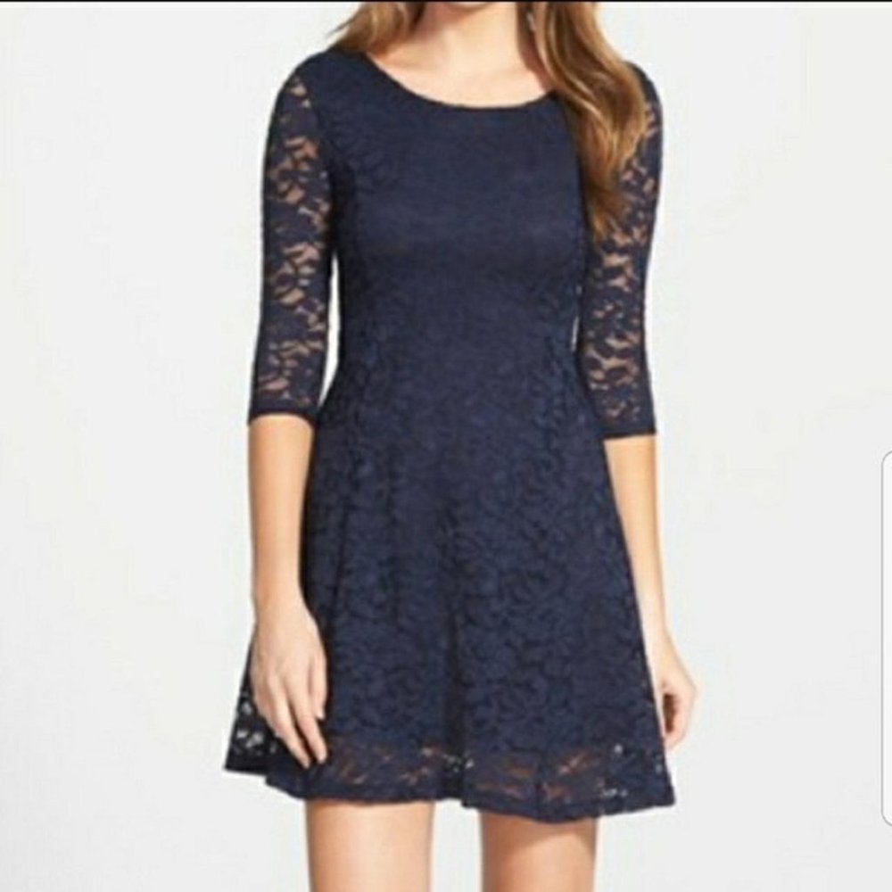 LUSH Navy Blue 3/4 Sleeves Scoop Neck Lined Solid Lace Dress